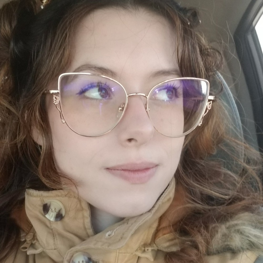 Meet your Posher, Posh